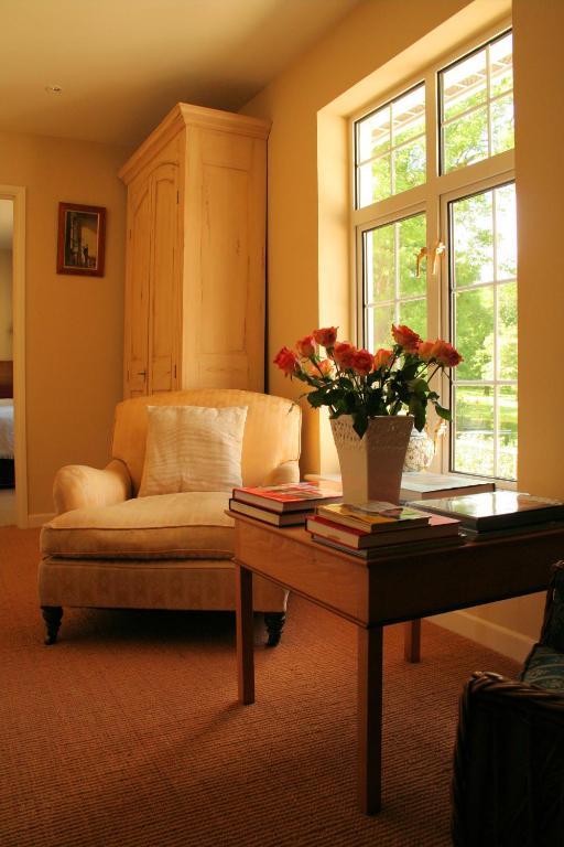 Hazel Court Guest House 뉴포트 외부 사진
