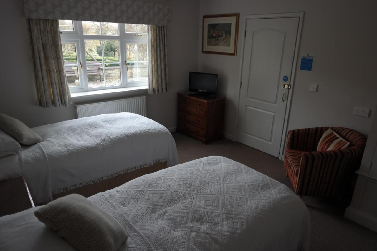 Hazel Court Guest House 뉴포트 외부 사진