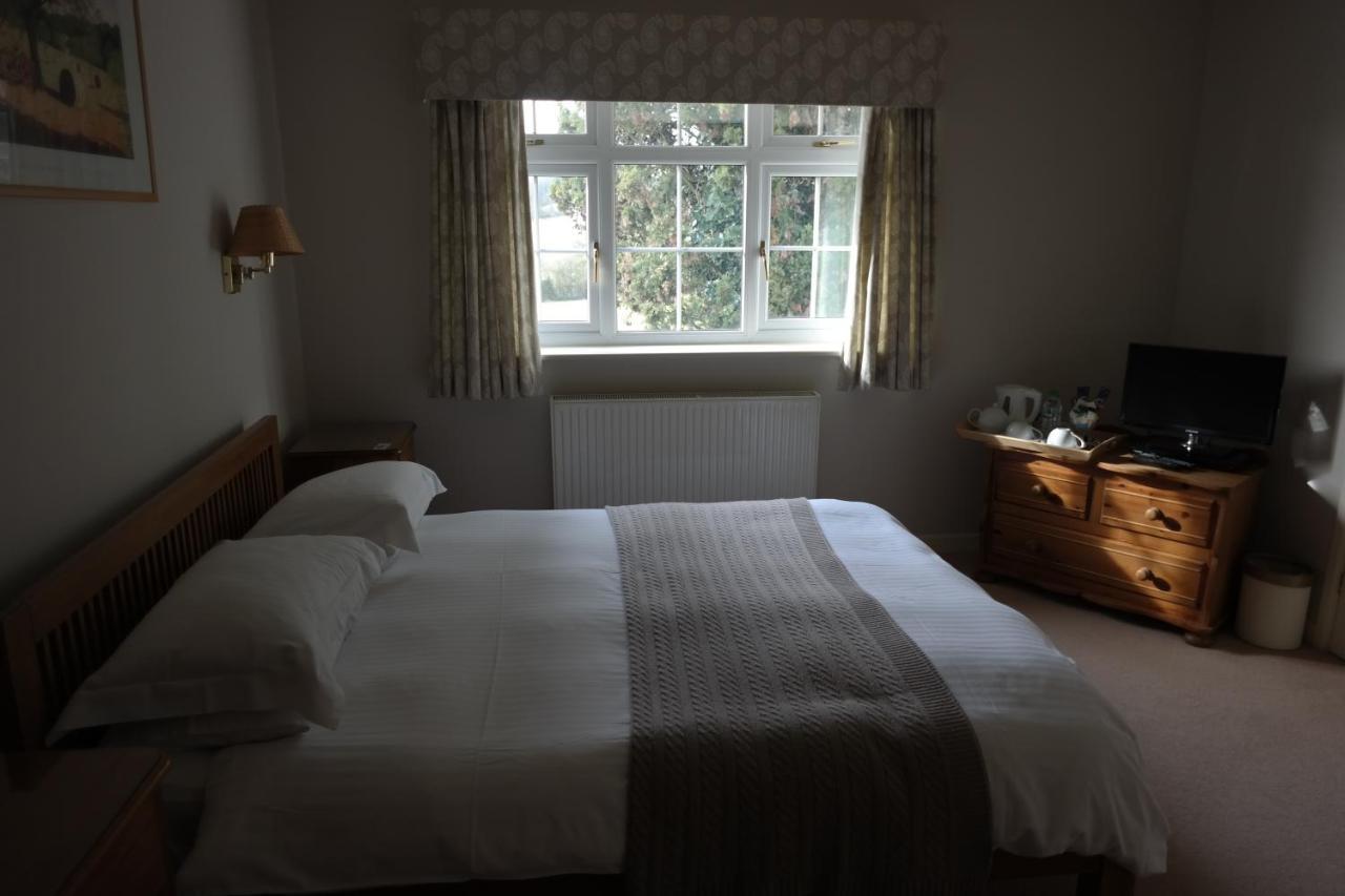 Hazel Court Guest House 뉴포트 외부 사진